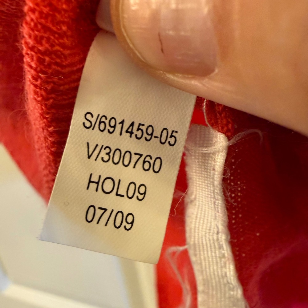 Gap 100% Wool Size S Red Crew Neck Button Front Cardigan Sweater Women - Picture 7 of 7